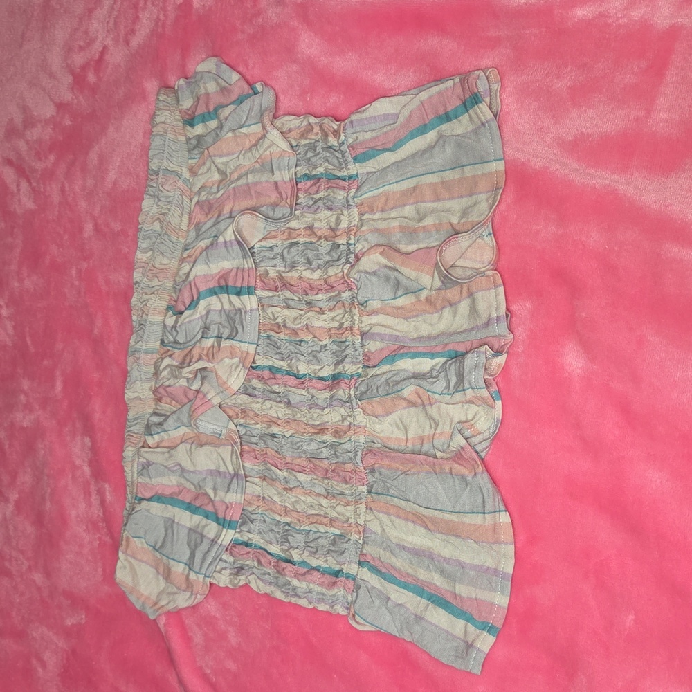 Striped Off-Shoulder Ruffle Crop Top. - Picture 2 of 5